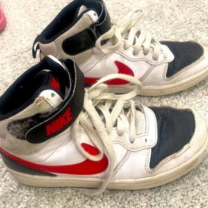 Nike Mid Tops in red, black & white.